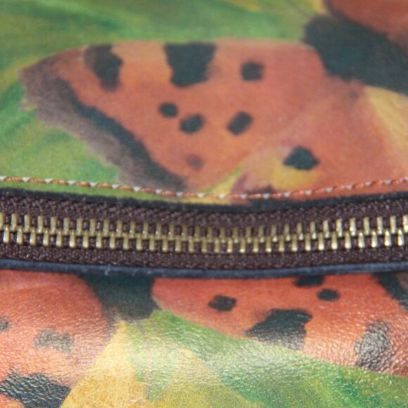 NWT Patricia Nash Watercolor Butterflies Clutch wristlet handbags. PRETTY,CLASSY - Picture 4 of 12